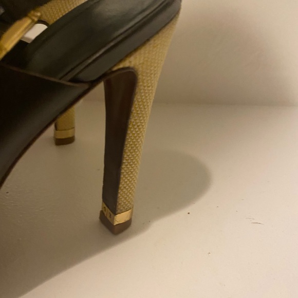 Tory Burch Open Toe Sandal Heels - Picture 8 of 9